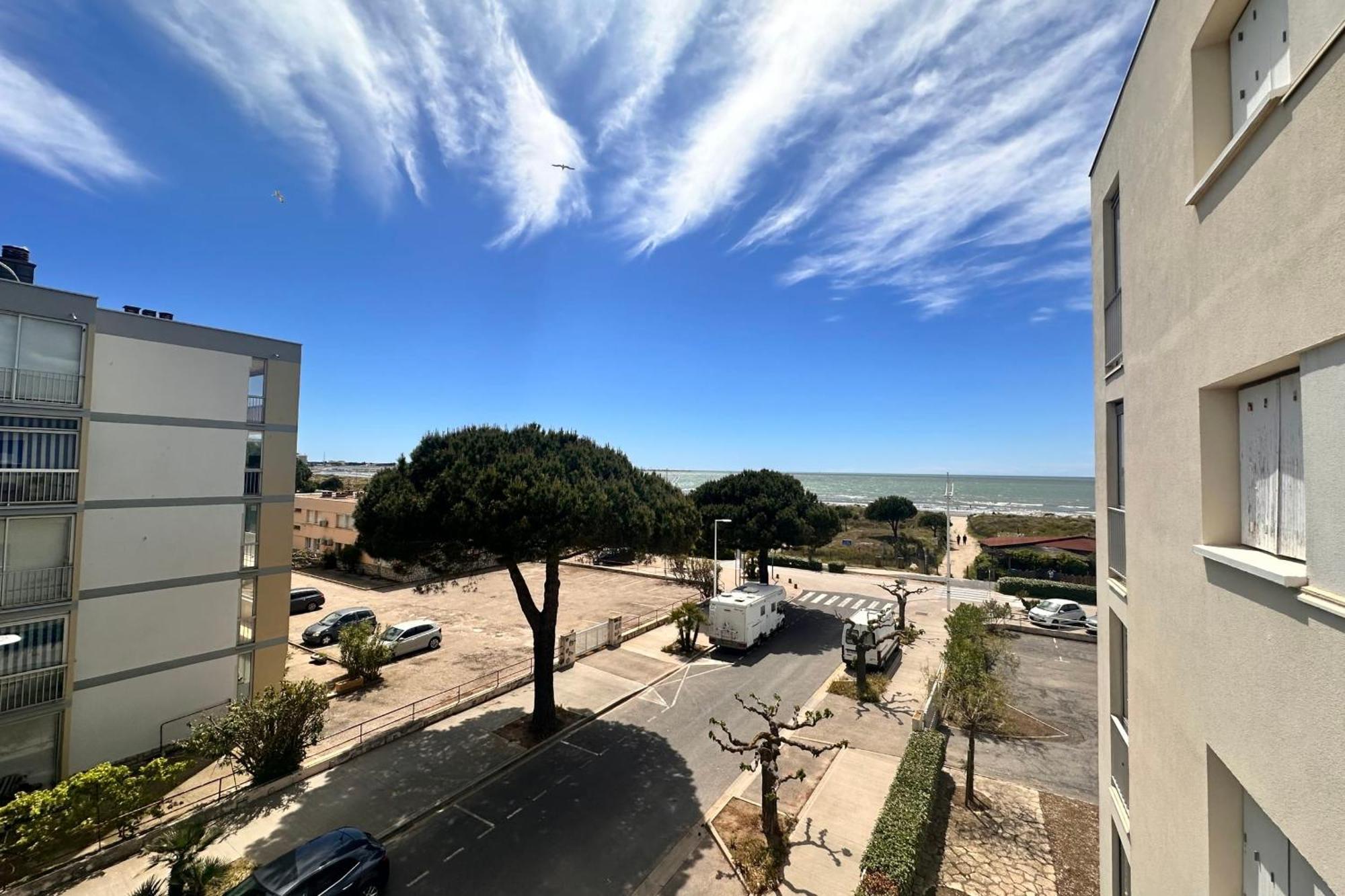 Le Neptune Appartement T2 Tout Confort Au Calme Et A Deux Pas De La Plage Le Grau-du-Roi Exterior foto